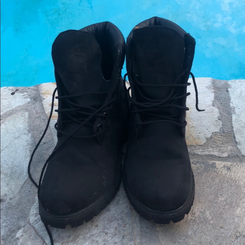 Black timberlands size 9